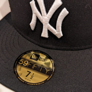 ニューエラ(NEW ERA)の59FIFYのサイズはどこに書いてある?確認方法は?