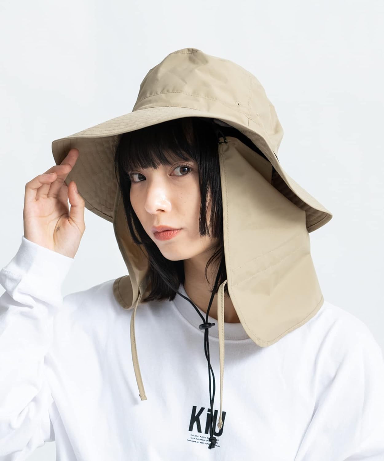 KiU キウ 帽子 晴雨兼用 UVカット 防水 UV ハット ベージュ ネックガード付き